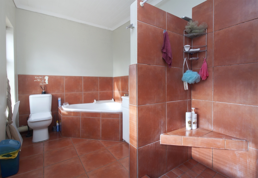 4 Bedroom Property for Sale in Capri Western Cape